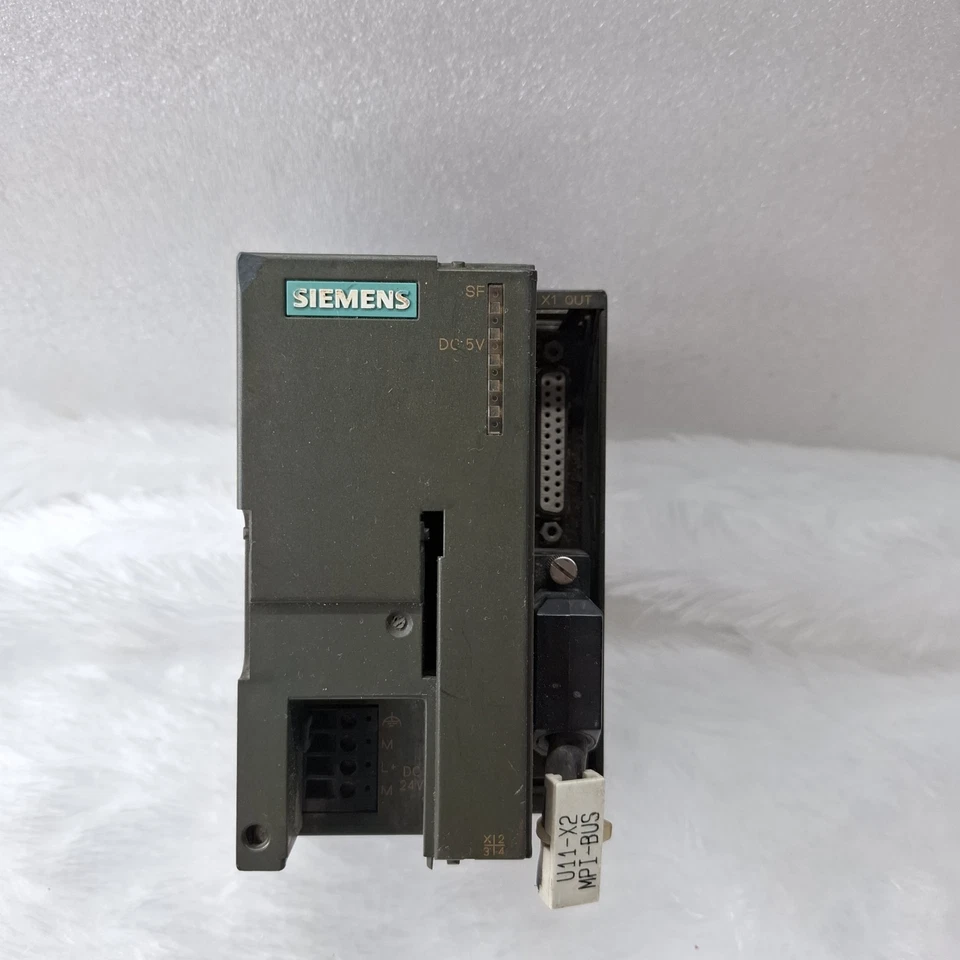 SIEMENS SIMATIC S7 6ES7 361-3CA00-0AA0 SF RED LIGHT ERROR-FOR PARTS/REPAIR